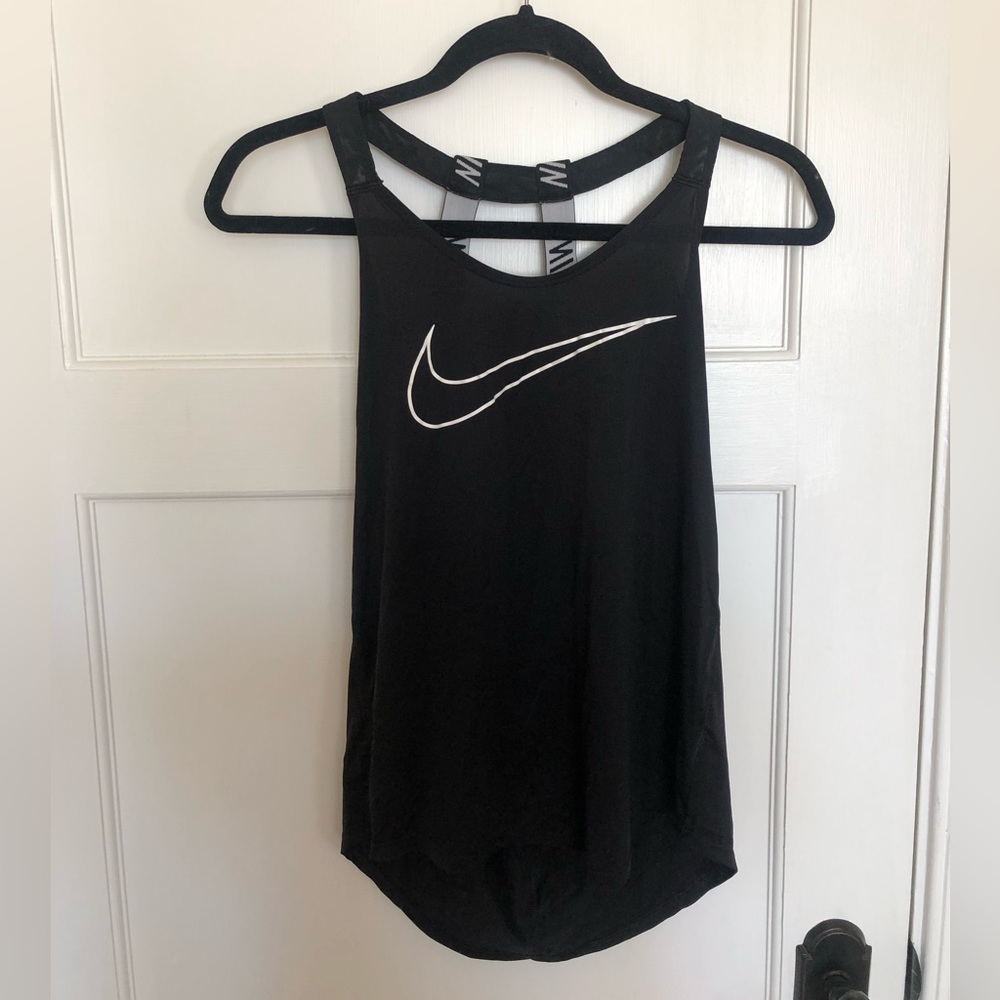 Nike workout tank top with open back